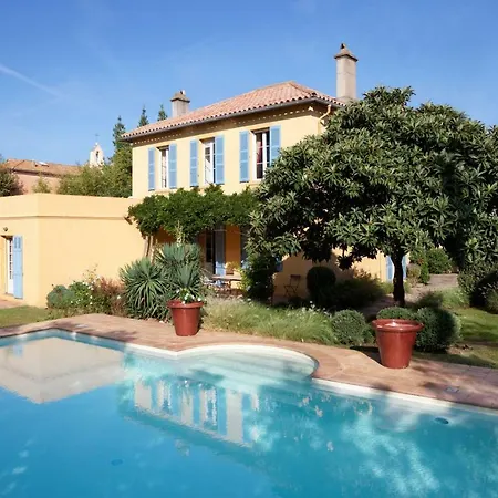 ヴィラ Les Glycines *